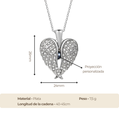 Collar Alas Corazón con proyección